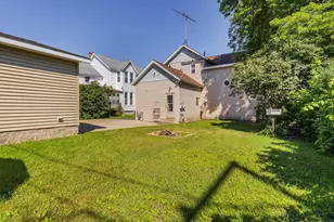 1831 Dunlap Ave, Marinette, WI 54143 - Photo 33