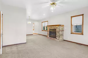 1831 Dunlap Ave, Marinette, WI 54143 - Photo 11