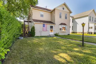 1831 Dunlap Ave, Marinette, WI 54143 - Photo 3