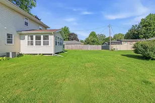 608 Tulip Ln, Waupun, WI 53963 - Photo 27