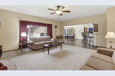 N9005 Blackoak Street, Menasha, WI 54952 - Photo 5
