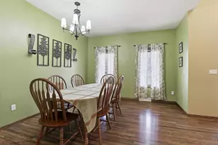 N9005 Blackoak St, Menasha, WI 54952 - Photo 11