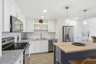 400 N Richmond St, Appleton, WI 54914 - Photo 3