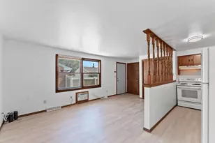 215 Cleveland St, Green Bay, WI 54303 - Photo 27