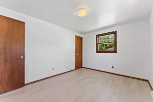 215 Cleveland St, Green Bay, WI 54303 - Photo 35