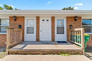 215 Cleveland St, Green Bay, WI 54303 - Photo 3
