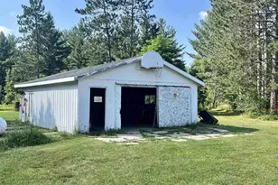 W7996 North St, Pembine, WI 54156 - Photo 3