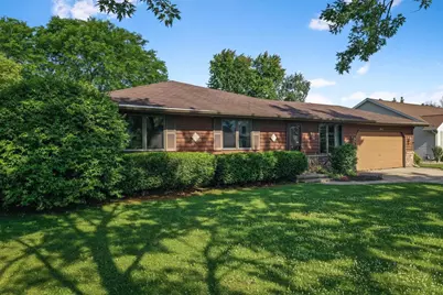 2440 Meadow Park Drive, Green Bay, WI 54311 - Photo 29