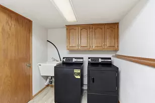 1700 E Tracia Ln, Appleton, WI 54911 - Photo 27