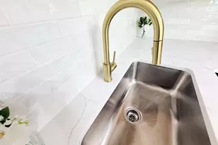 1122 Tyler Ave, Oshkosh, WI 54902 - Photo 11