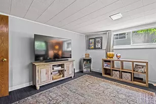 826 Fieldcrest Dr, Neenah, WI 54956 - Photo 21