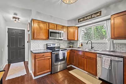 826 Fieldcrest Drive, Neenah, WI 54956 - Photo 13