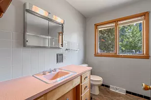 357 Jefferson St, Oconto, WI 54153 - Photo 29