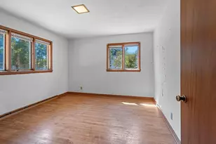 357 Jefferson St, Oconto, WI 54153 - Photo 25