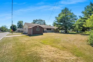 357 Jefferson St, Oconto, WI 54153 - Photo 41