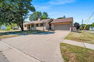 357 Jefferson St, Oconto, WI 54153 - Photo 59