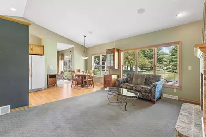 3831 N Wayside Lane, Appleton, WI 54913 - Photo 3