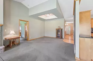 3831 N Wayside Ln, Appleton, WI 54913 - Photo 5