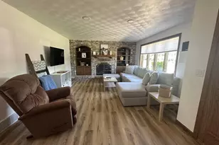 N9626 Darboy Dr, Appleton, WI 54915 - Photo 5