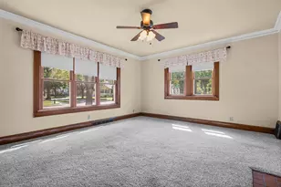 1034 W Lorain St, Appleton, WI 54914 - Photo 5