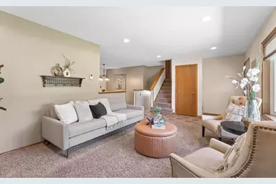 4085 Leonard Point Road, Oshkosh, WI 54904 - Photo 5