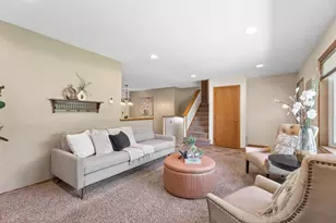 4085 Leonard Point Rd, Oshkosh, WI 54904 - Photo 5