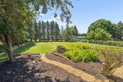 4085 Leonard Point Road, Oshkosh, WI 54904 - Photo 33