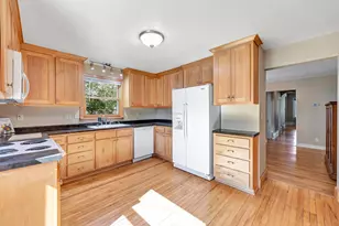 317 S Van Buren St, Green Bay, WI 54301 - Photo 17