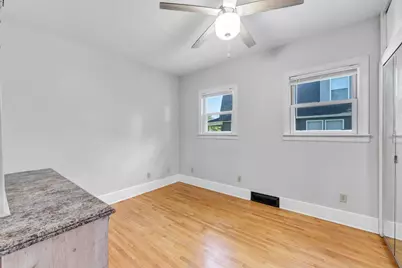 317 S Van Buren Street, Green Bay, WI 54301 - Photo 11