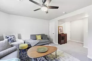 221 N Van Buren St, Green Bay, WI 54301 - Photo 17