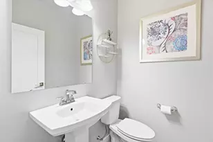 221 N Van Buren St, Green Bay, WI 54301 - Photo 9