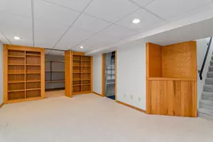 613 Clover Ln, Green Bay, WI 54301 - Photo 33