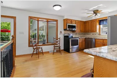 613 Clover Lane, Green Bay, WI 54301 - Photo 17