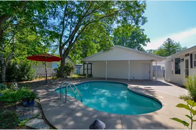 613 Clover Lane, Green Bay, WI 54301 - Photo 3