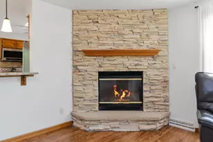 613 Clover Ln, Green Bay, WI 54301 - Photo 13