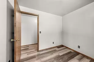 W10465 Leskovec Ln, Crivitz, WI 54114 - Photo 19
