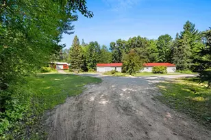 W10465 Leskovec Ln, Crivitz, WI 54114 - Photo 39