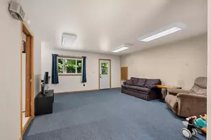 W10465 Leskovec Ln, Crivitz, WI 54114 - Photo 23