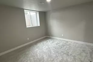 3700 Ridgecrest Ln, Kaukauna, WI 54130 - Photo 7