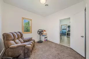 113 W 4th St, Kaukauna, WI 54130 - Photo 11