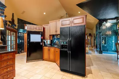 3718 Westwood Lane, Manitowoc, WI 54220 - Photo 11