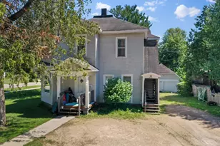 704 W Picnic St, Shawano, WI 54166 - Photo 1