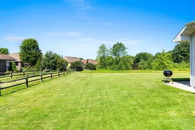 1475 Buckys, Green Bay, WI 54313 - Photo 29