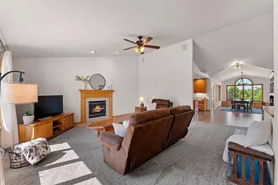 1475 Buckys, Green Bay, WI 54313 - Photo 11