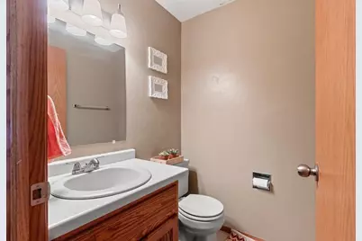2837 St Anthony Drive, Green Bay, WI 54311 - Photo 13