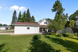 906 Grand St, Oshkosh, WI 54901 - Photo 55