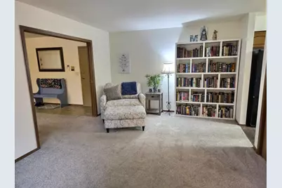 940 Babcock Street, Neenah, WI 54956 - Photo 5
