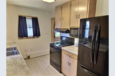 1614 Arizona Street, Oshkosh, WI 54902 - Photo 5