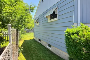 1614 Arizona St, Oshkosh, WI 54902 - Photo 25