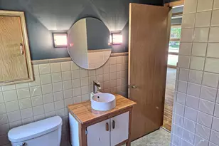 1614 Arizona St, Oshkosh, WI 54902 - Photo 9